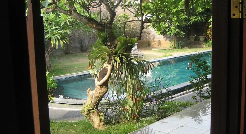 בית הארחה אובוד Rona Accommodation